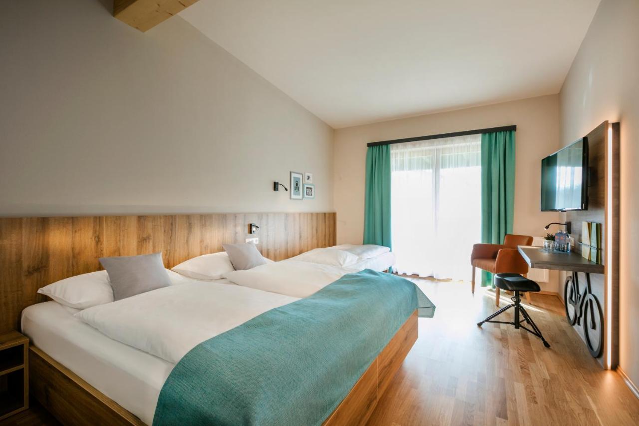 Jufa Hotel Erlaufsee มาเรียตเซลล์ ภายนอก รูปภาพ